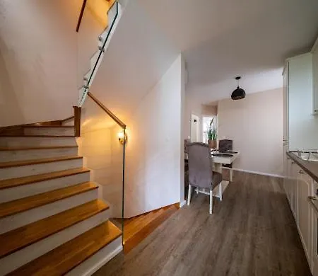 Bella Casa *